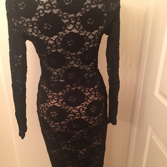 Sold❌❌❌New Lace Sexy Midi Black Dress - Picture 4 of 8